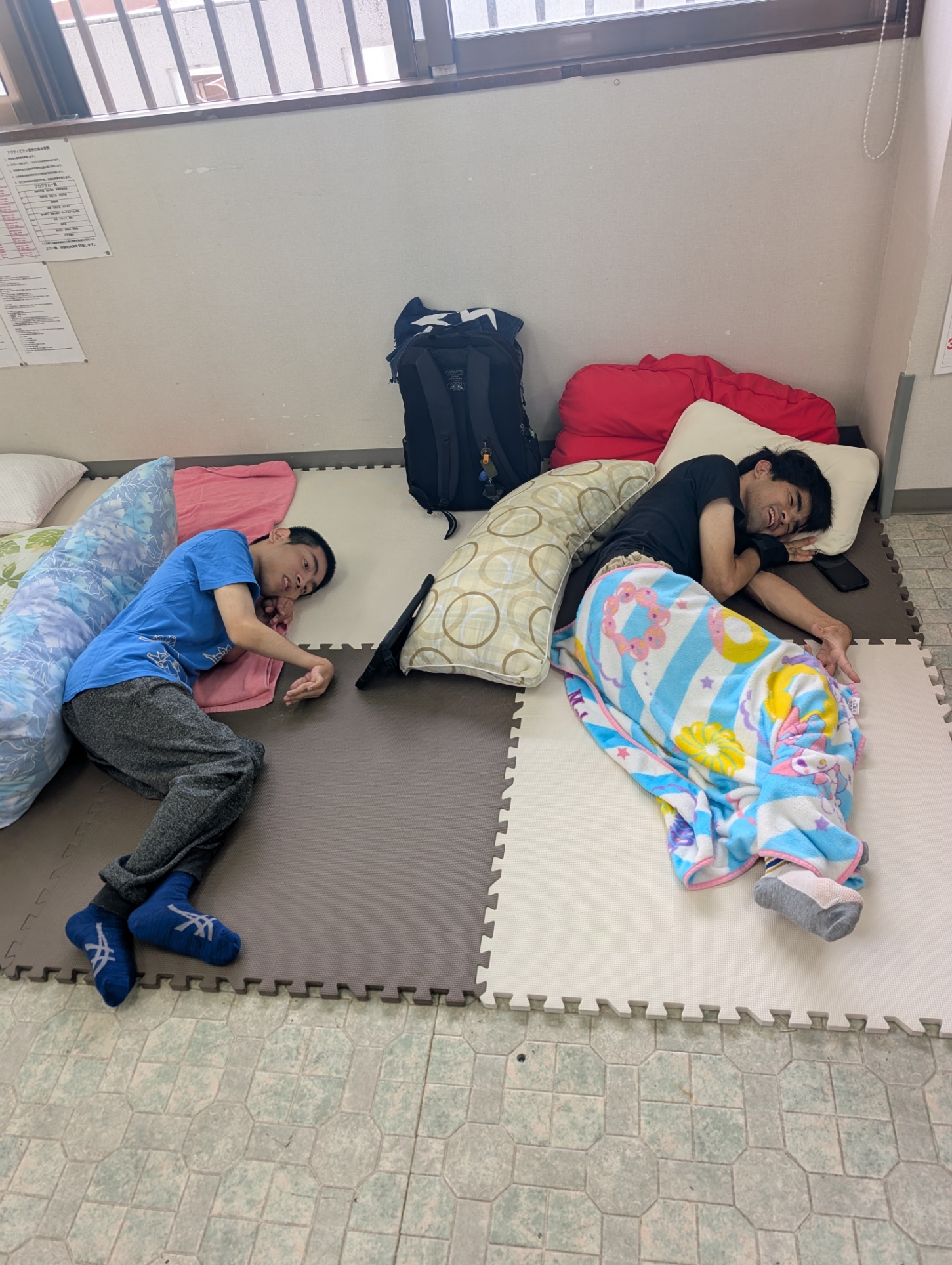 PXL_20251105_050333300